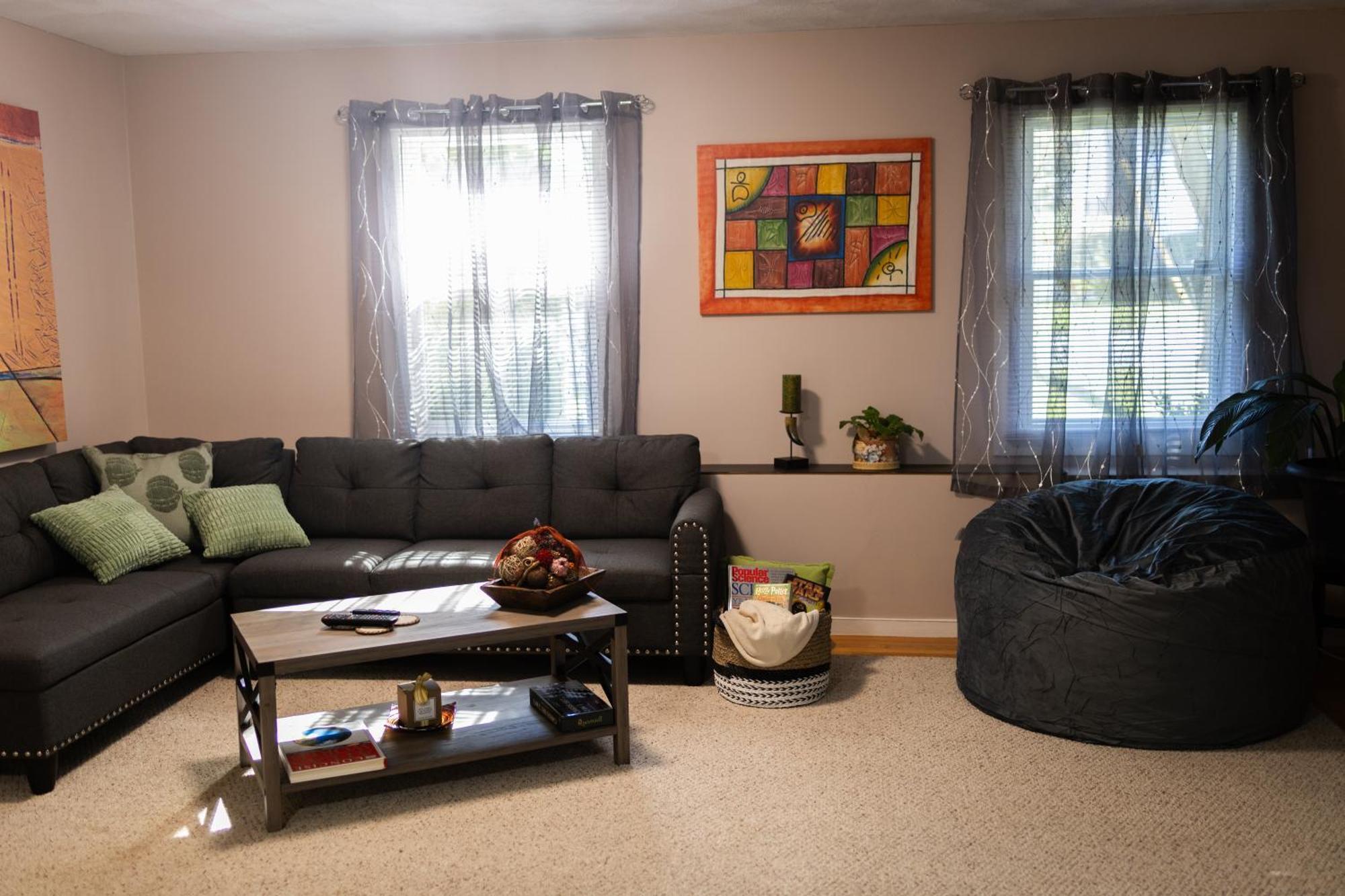 Cosy And Charming 2-bedroom Appartement